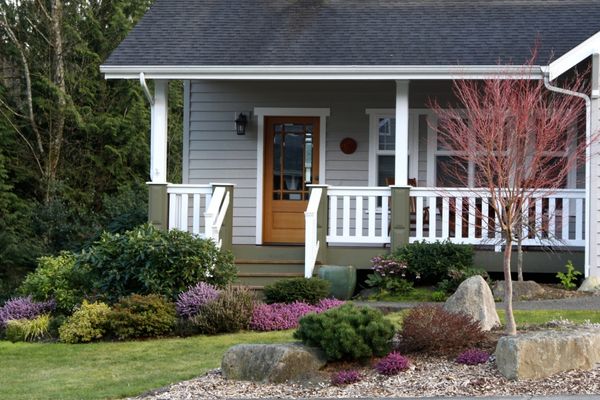 Bucket City Deck Contractors - 5 Benefits of Adding a Front Porch