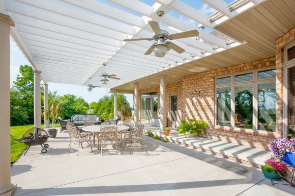 A Pergola can Beautify Your Outdoor Space